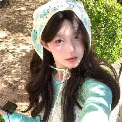 花瓶海报